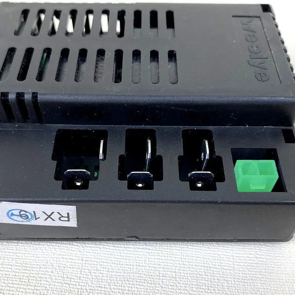 Блок керування Wellye RX19 12V 2.4GHz FCCE socket B для повнопривідного дитячого електромобіля М 3454 1932 фото